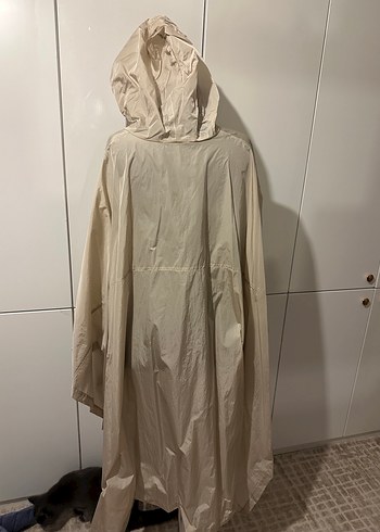 Oysho Bej Uzun  ve Kollu unisex Yağmurluk - Görsel 3