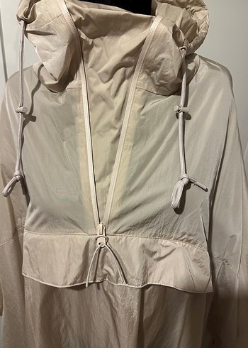 Oysho Bej Uzun  ve Kollu unisex Yağmurluk - Görsel 2