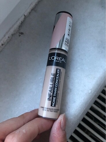 Loreal infaillible more than concealer
