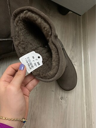 Ugg bot