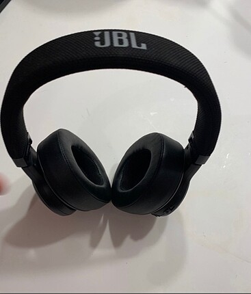 JBL wireless kulaklık