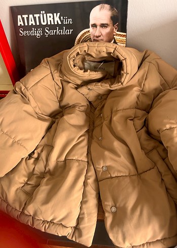 Bershka Bej Düğmeli Kadın Kışlık Midi Mont - Görsel 2