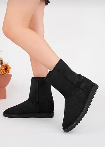 Ugg Süet bot 37 numara