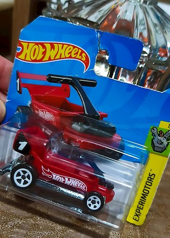 HOT WHEELS koleksiyonluk