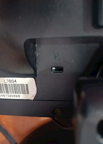 Vestel 17" LCD Monitör Adaptöruyle bir - Görsel 12