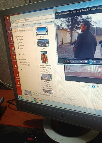 Hp 17" VGA li LCD Monitör iyi durumda - Görsel 9