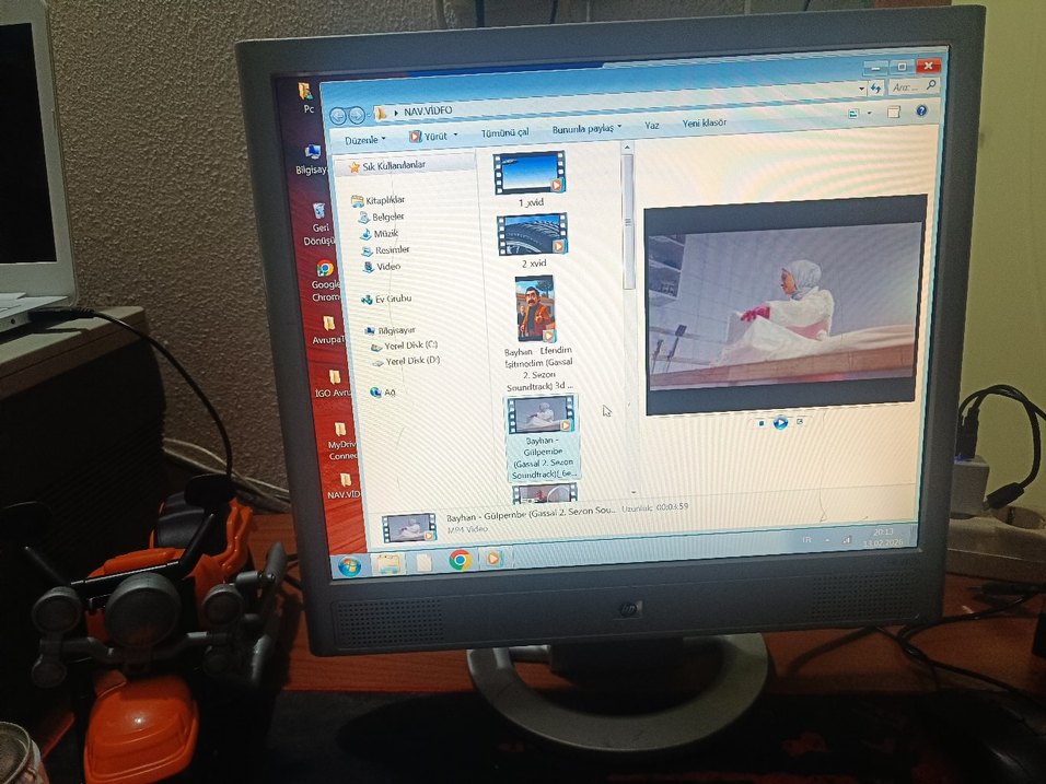 Hp 17" VGA li LCD Monitör iyi durumda - Görsel 5