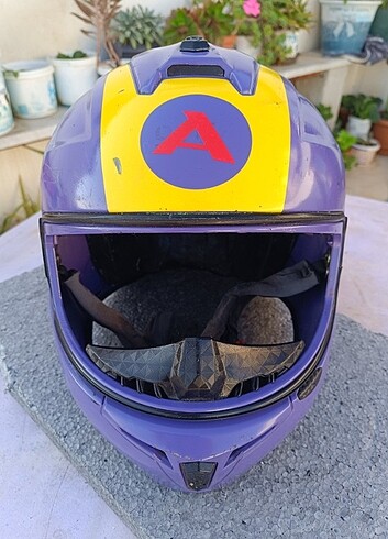 Kask Motorcular için kırık çatlak yok, Sapasağlam