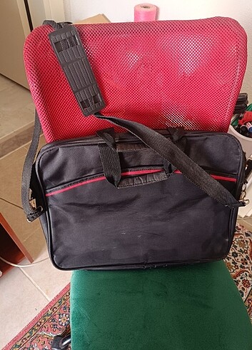 Diğer Bilgisayar Çantası 42*30 cm