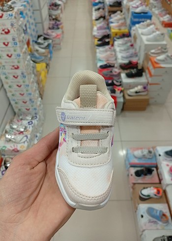 ışıklı Kız Çocuk Beyaz Bağcıksız Sneakers - Görsel 5