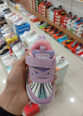 ışıklı Kız Çocuk Renkli Desenli Spor Ayakkabı - Görsel 5