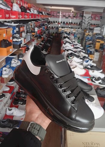 Alexander McQueen 41