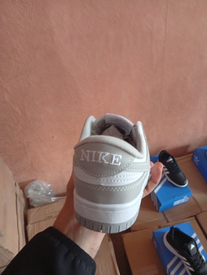 Nike Beyaz Gri Blok Topuklu Spor Ayakkabı - Görsel 2