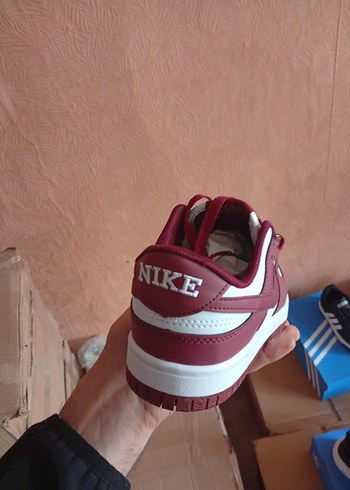 Kırmızı Bağcıklı Stiletto Topuklu Kadın Spor Ayakkabı - Görsel 4