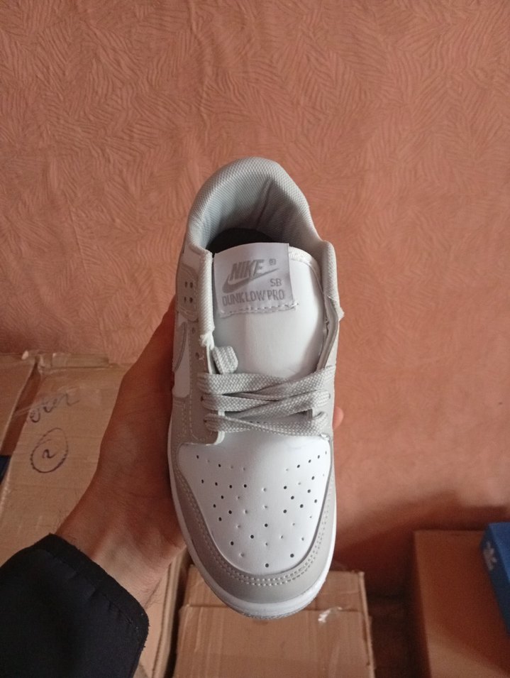 Beyaz Gri Nike Spor Ayakkabı - Görsel 4