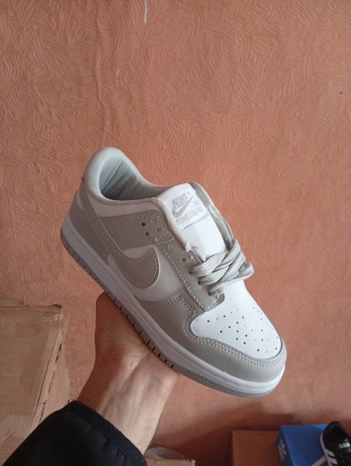 Gri Nike Kadın Spor Ayakkabısı - Görsel 2