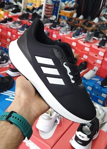 Adidas kadın günlük spor ayakkabısı 