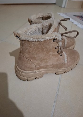 Bej Süet Tüylü Kadın Dolgu Topuk Bot - Görsel 2