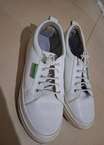 Beyaz Minimalist Kadın Spor Ayakkabı - Görsel 5