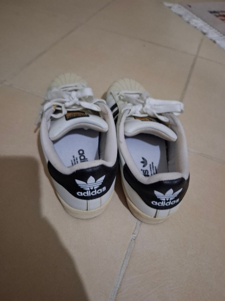 Beyaz Siyah Adidas Superstar Sneakers - Görsel 3