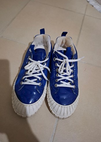 Kadın Mavi Fırfırlı Spor Ayakkabı - Görsel 2