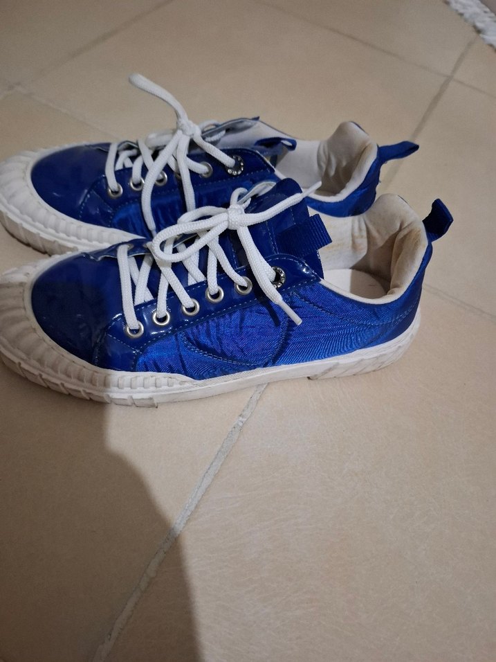 Kadın Mavi Fırfırlı Spor Ayakkabı - Görsel 3