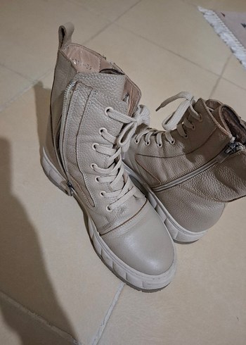 Bej Deri Kadın Spor Botlar - Görsel 4