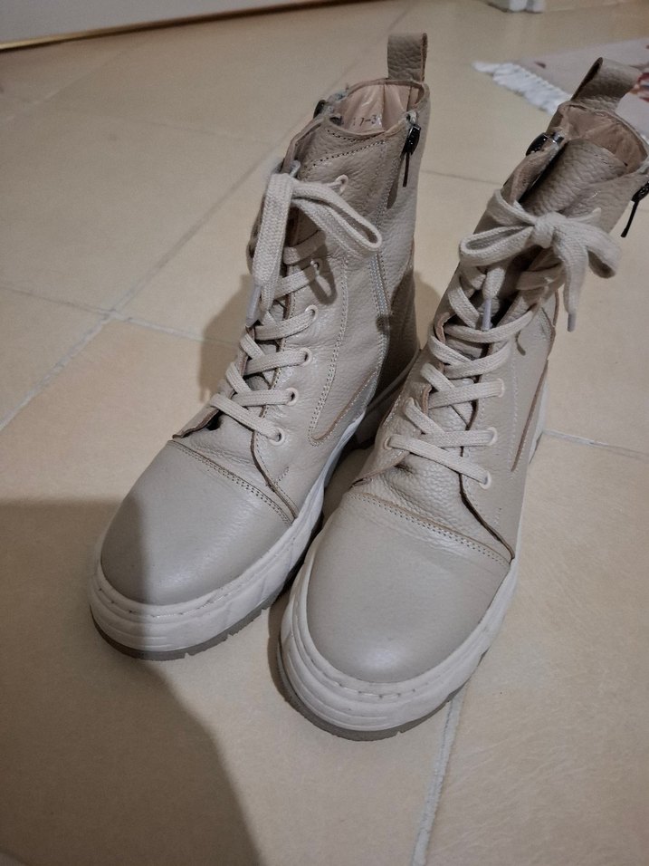 Bej Deri Kadın Spor Botlar - Görsel 2