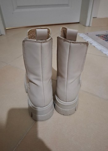 Bej Kadın Kürklü Platform Topuklu Bot - Görsel 4