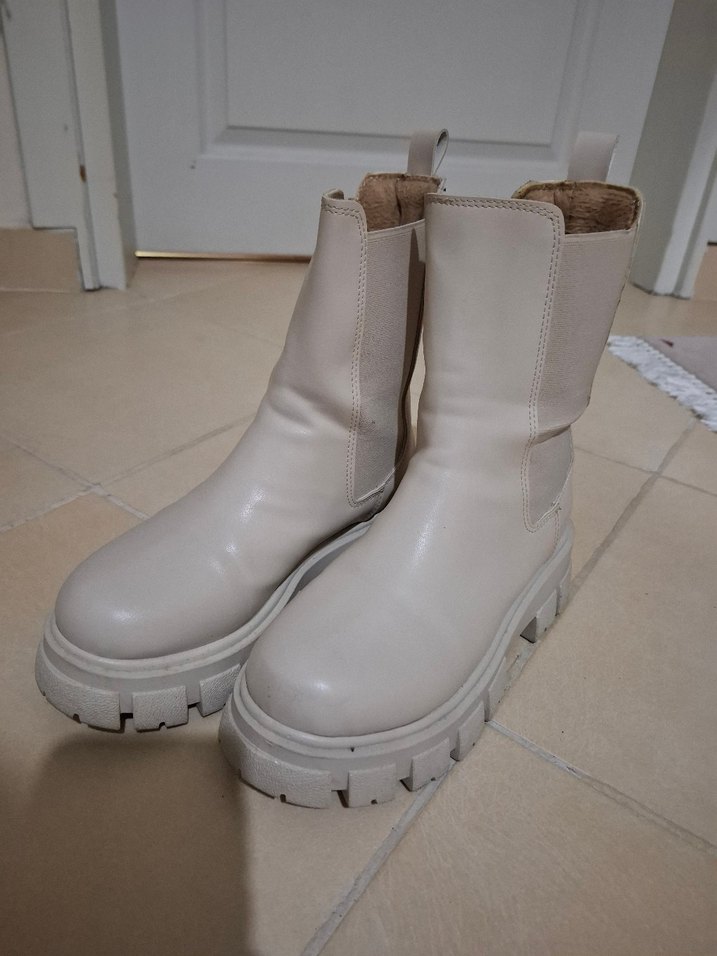 Bej Kadın Kürklü Platform Topuklu Bot - Görsel 2