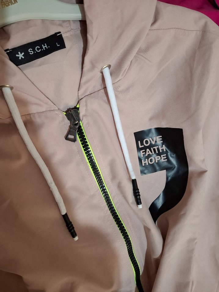 Kadın Pembe Kapüşonlu Midi Yağmurluk - Görsel 2