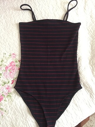 Lacivert kirmizi cizgili askili bodysuit
