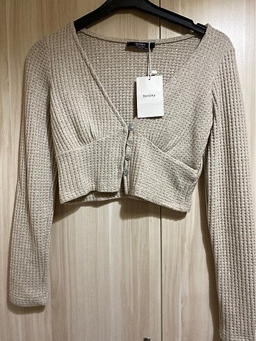 Bershka kisa v yaka triko hirka