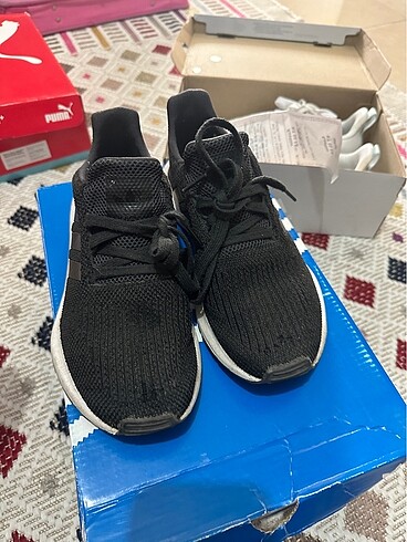 36 Beden siyah Renk Adidas swift Run