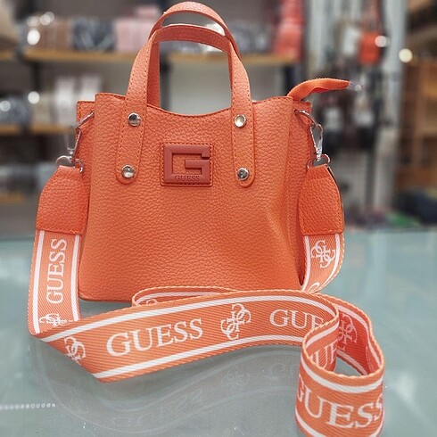 GUESS BAG