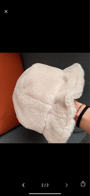 Peluş şapka