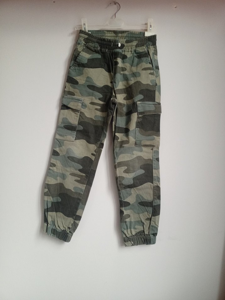 Erkek Çocuk Kamuflaj Desenli Gri Bol Pantolon - Görsel 5