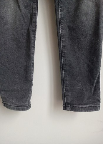 Gri Elastik Bel Kız Kot Pantolon - Görsel 8