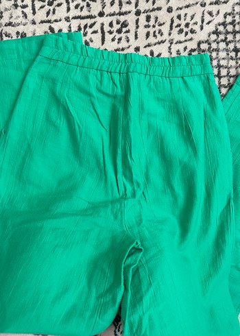 Zara Yeşil Pamuklu Salaş Kadın Kumaş Pantolon