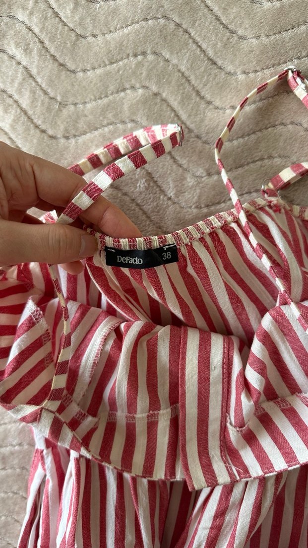 Düğmeli Kırmızı Çizgili Uzun Keten Elbise - Görsel 5