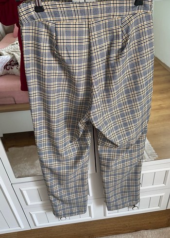 Düğmeli Ekose Desenli Bej Kadın Kumaş Pantolon - Görsel 5