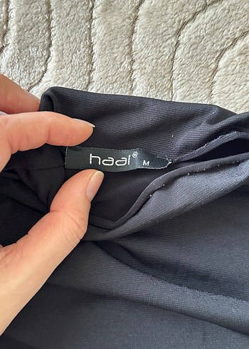 Uzun Kollu Siyah Drapeli Boğazlı Bluz - Görsel 6