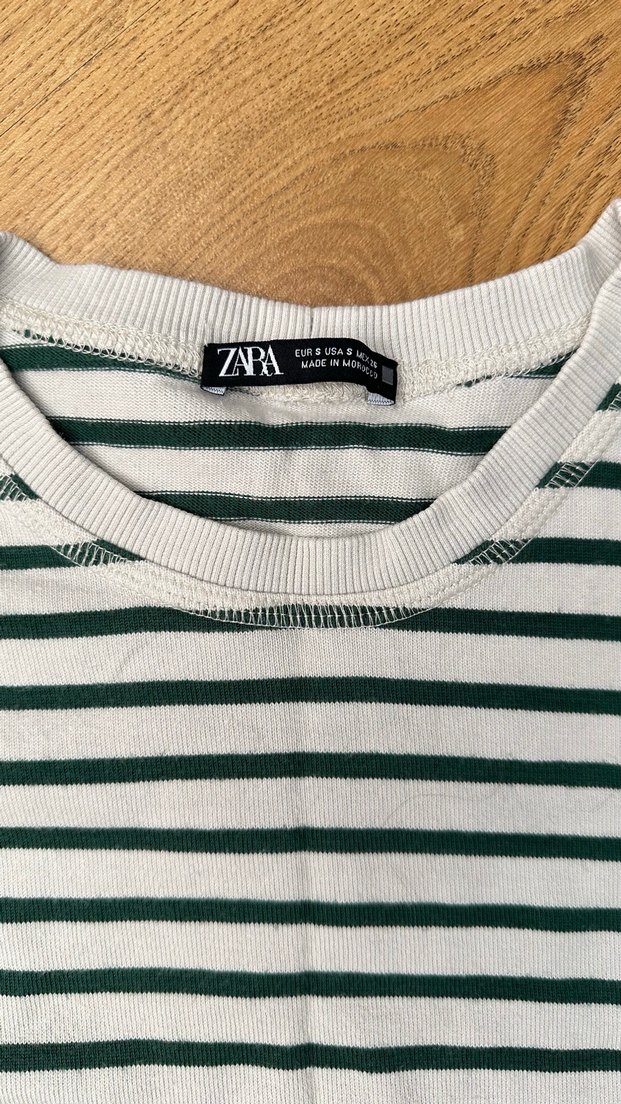 Uzun Kollu Beyaz Çizgili Kadın Tişört - Görsel 4