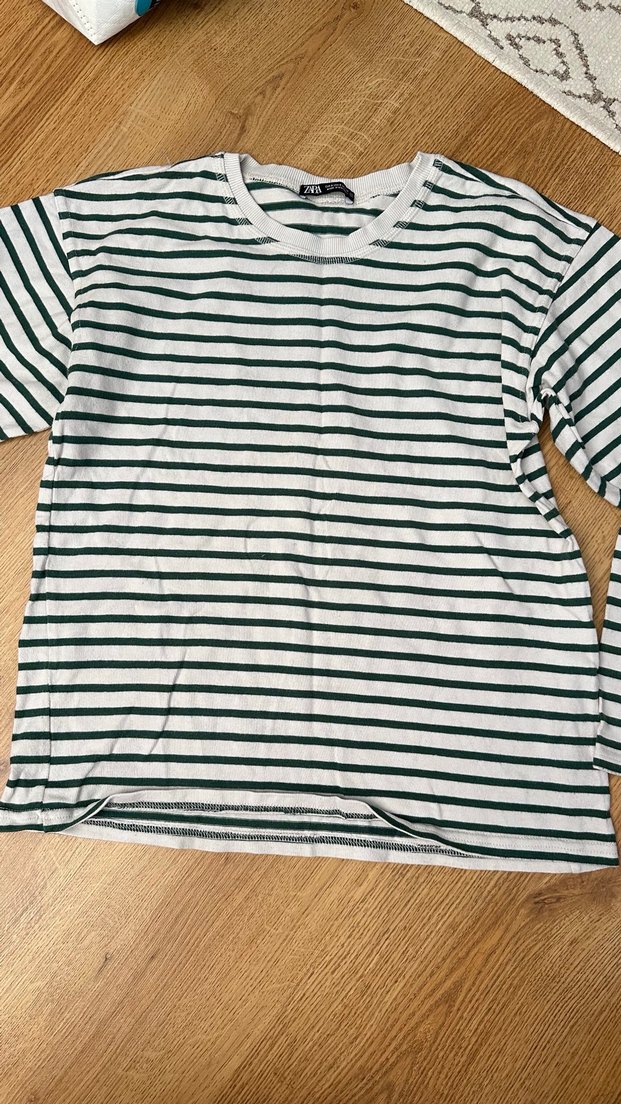 Uzun Kollu Beyaz Çizgili Kadın Tişört - Görsel 2