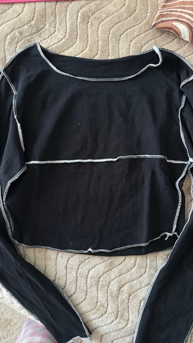 Uzun Kollu Siyah Crop Top - Görsel 2