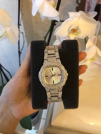 Accessorize Metal kordonlu taşlı gümüş renk kol saati