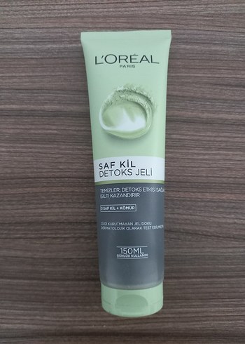 3 adet kozmetik ürünü