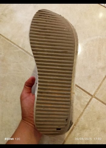 Boncuk İşlemeli Beyaz Dolgu Topuklu Kadın Sandalet - Görsel 4