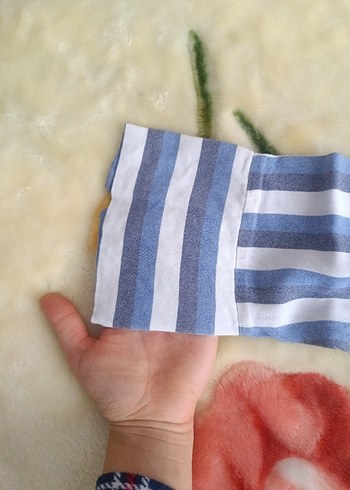 Mavi Çizgili V Yaka Pamuklu Kadın Gömlek - Görsel 2