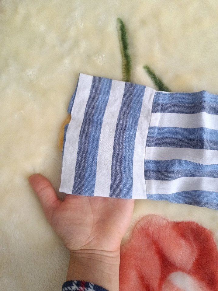 Mavi Çizgili V Yaka Pamuklu Kadın Gömlek - Görsel 2